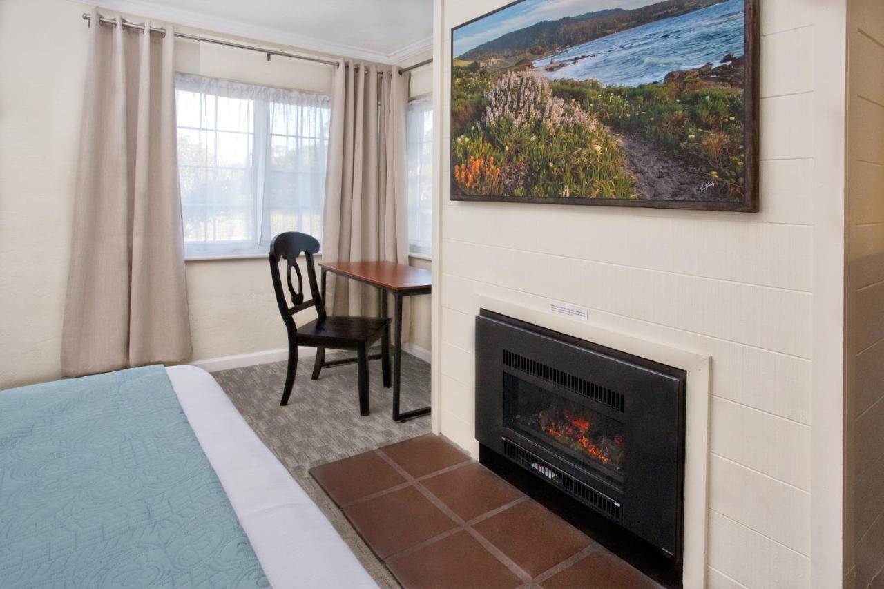 Villa Franca Inn モントレー エクステリア 写真